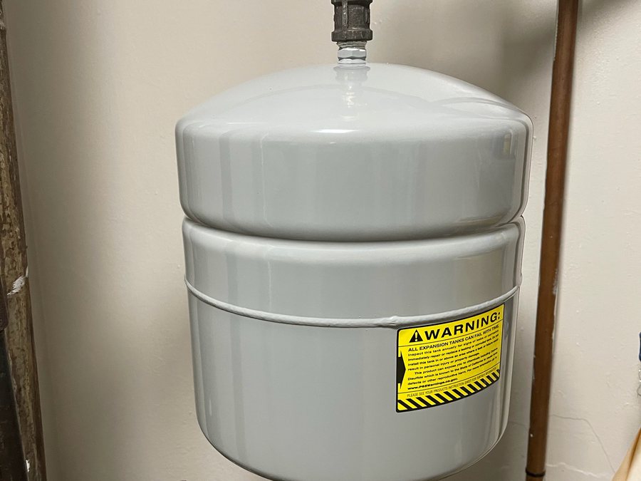 Boiler expansion tank
